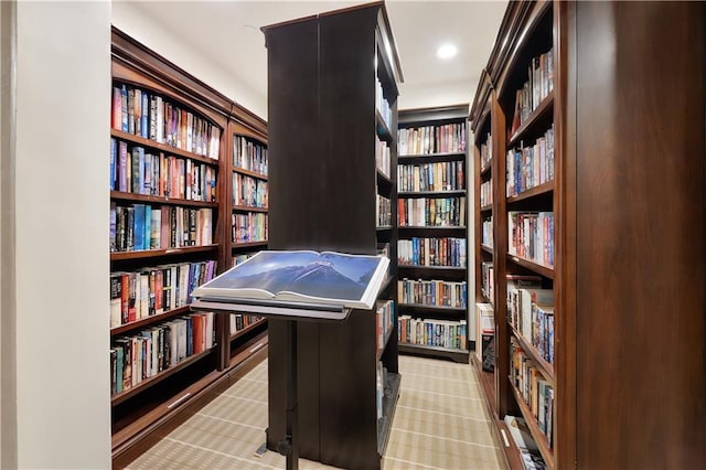 300 Lake Marina Ave Unit 14Dbw, New Orleans, LA 70124 - office space with wall of books