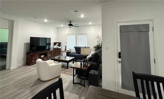 42423 Landing View Rd, Ponchatoula, LA 70454 - living room with light wood-style floors, a ceiling fan, and recessed lighting
