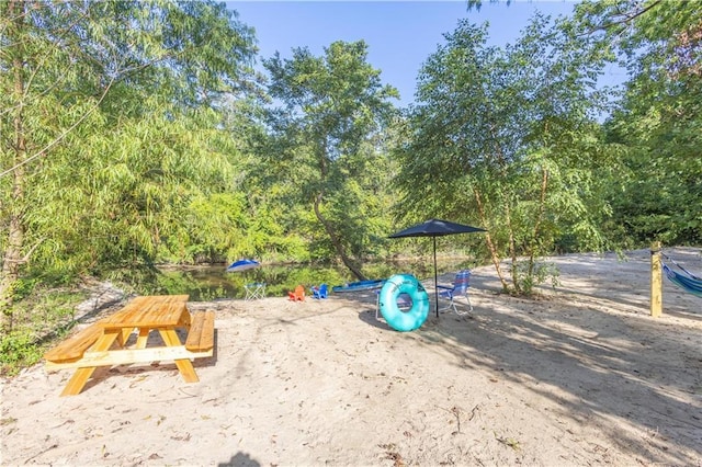 72287 Military Rd, Covington, LA 70435 - surrounding community with a dog friendly area