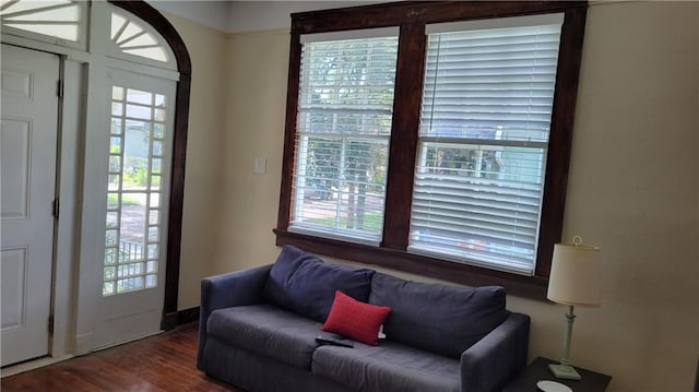 177375 N Dorgenois St, New Orleans, LA 70119 - living area featuring wood finished floors