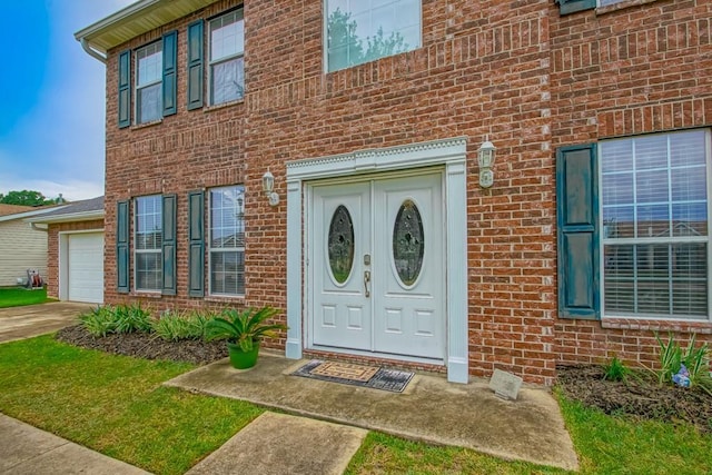 784 Lakeview Ln, Covington, LA 70435 - property entrance featuring brick siding and driveway