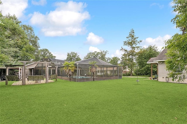 540 N 8th St, Ponchatoula, LA 70454 - view of green lawn featuring glass enclosure