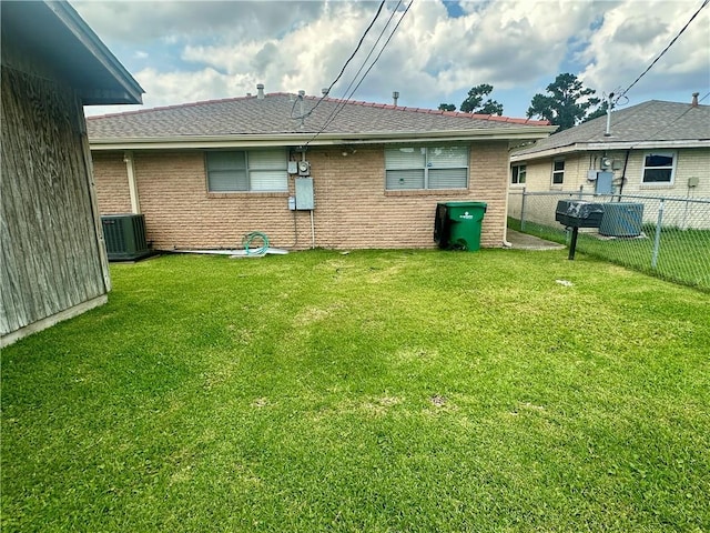 8732 25th St, Metairie, LA 70003 - back of property featuring brick siding