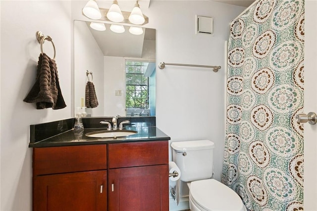 920 Poeyfarre St Unit 326, New Orleans, LA 70130 - bathroom with vanity and curtained shower