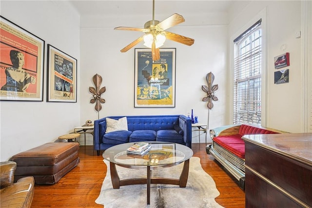1821 Urquhart St, New Orleans, LA 70116 - living area with wood finished floors and ceiling fan