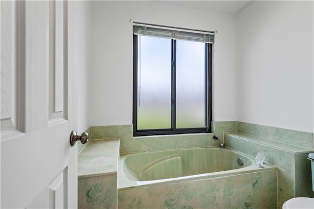 1701 Cambridge Dr, La Place, LA 70068 - full bath with a garden tub