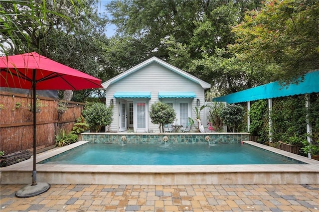 827 Port St, New Orleans, LA 70117 - view of swimming pool featuring a swimming pool