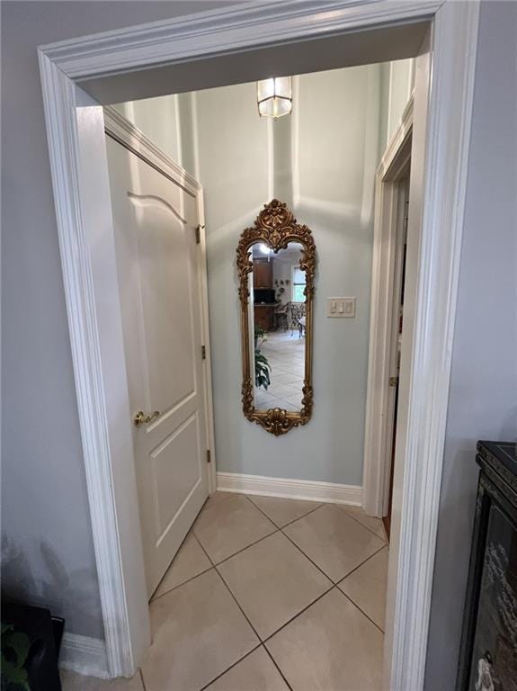 725 Marlene Dr, Gretna, LA 70056 - hall with light tile patterned flooring and baseboards