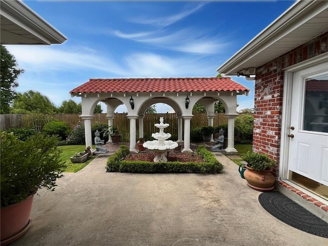 725 Marlene Dr, Gretna, LA 70056 - view of patio