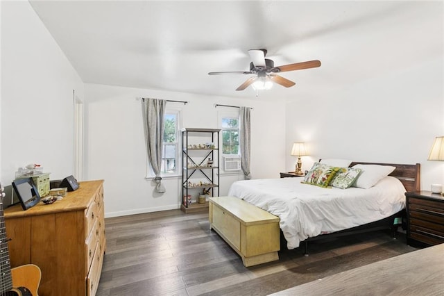 872 Bellemeade Blvd, Gretna, LA 70056 - bedroom featuring dark wood-style floors and a ceiling fan