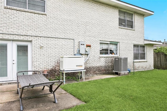 872 Bellemeade Blvd, Gretna, LA 70056 - rear view of property with brick siding