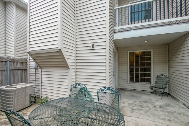 3320 Taft Park Unit C, Metairie, LA 70002 - patio / terrace featuring a patio area and outdoor dining space