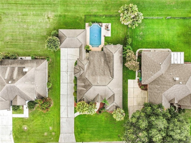 3913 Lake Providence Dr, Harvey, LA 70058 - aerial view of a pool area