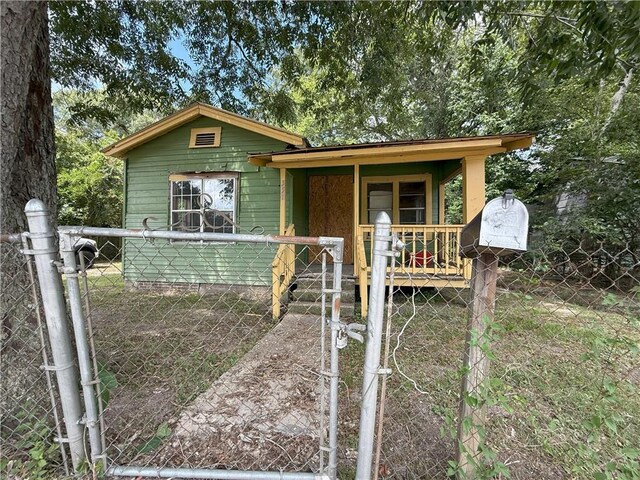 551 Sullivan Dr, Bogalusa, LA 70427 - photo 1