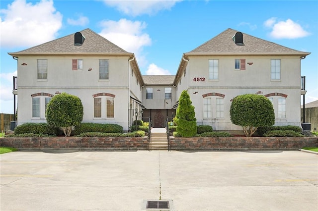 4512 Pontchartrain Dr Unit 2, Slidell, LA 70458 - view of front of house featuring stucco siding