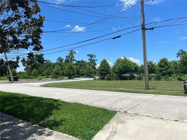 3204 Claire Ave, Gretna, LA 70053 - view of road