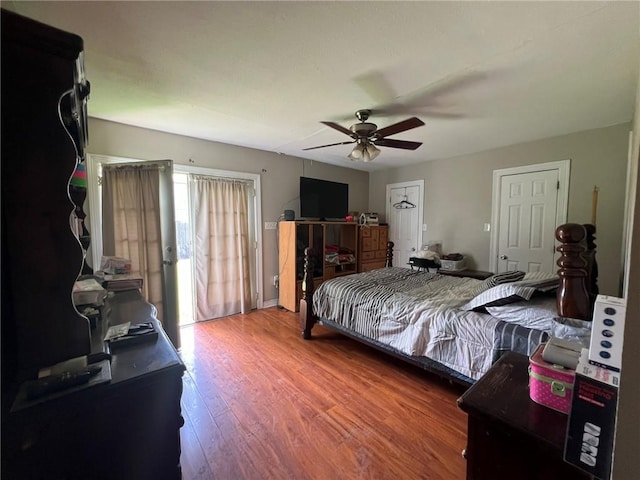 3204 Claire Ave, Gretna, LA 70053 - bedroom featuring wood finished floors and a ceiling fan