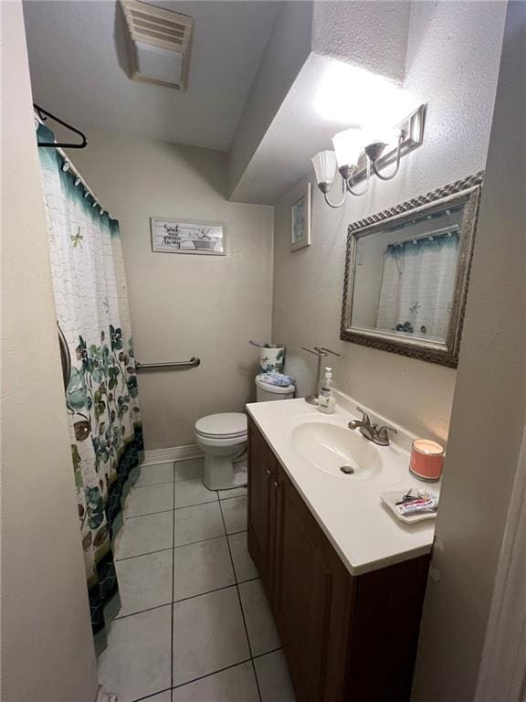 3204 Claire Ave, Gretna, LA 70053 - full bathroom featuring vanity, tile patterned floors, and a shower with shower curtain