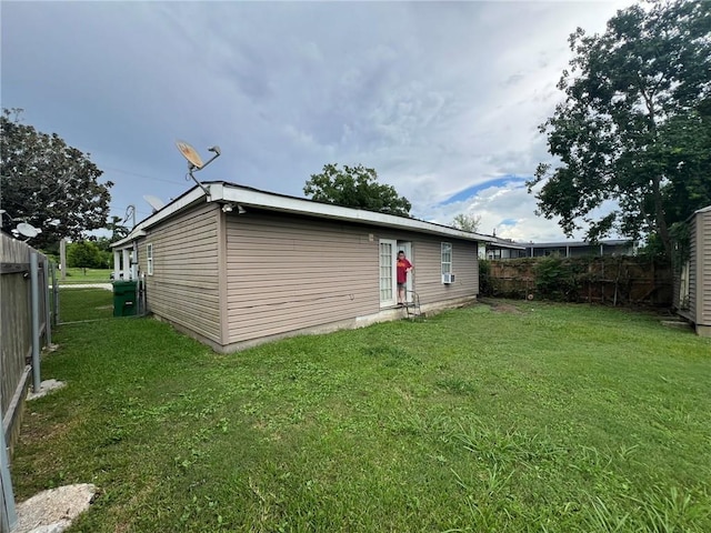 3204 Claire Ave, Gretna, LA 70053 - rear view of property featuring a fenced backyard