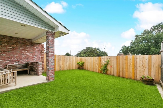 4339 Anthony St, Metairie, LA 70001 - fenced backyard with a patio area