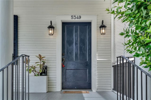 5349 Prytania St, New Orleans, LA 70115 - entrance to property