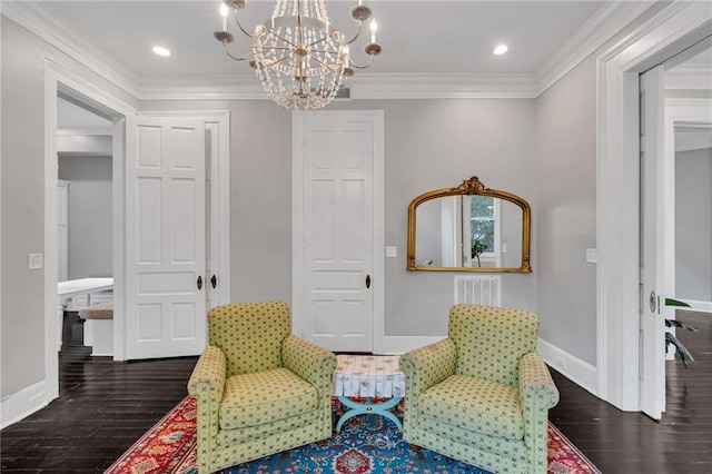 5349 Prytania St, New Orleans, LA 70115 - sitting room featuring wood finished floors, a chandelier, recessed lighting, and crown molding