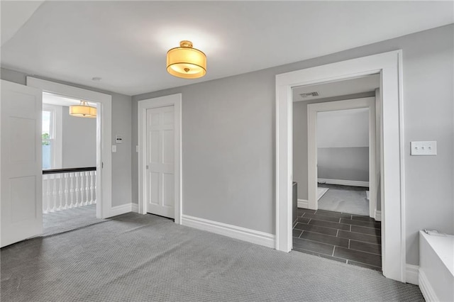 5349 Prytania St, New Orleans, LA 70115 - unfurnished room featuring carpet and baseboards