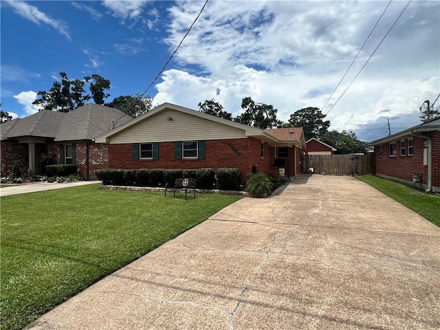 1620 Kent Ave, Metairie, LA 70001 - ranch-style home featuring driveway and brick siding