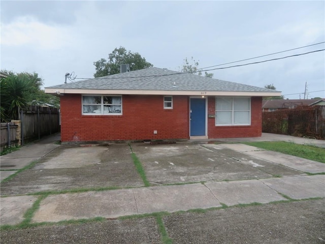 6019 Royal St, New Orleans, LA 70117 - photo 1