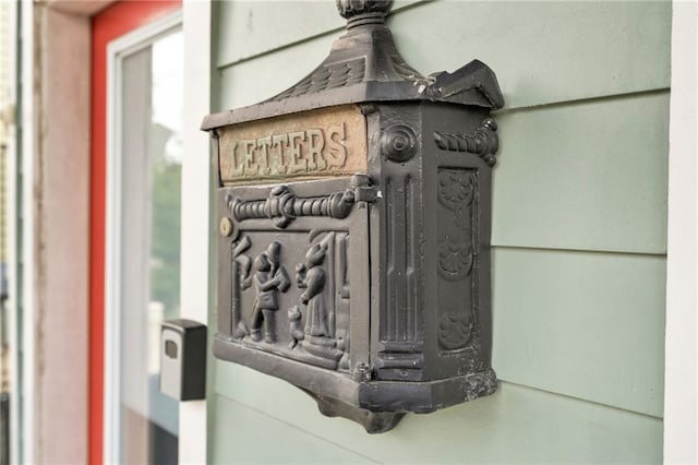 350507 Urquhart St, New Orleans, LA 70117 - photo 4