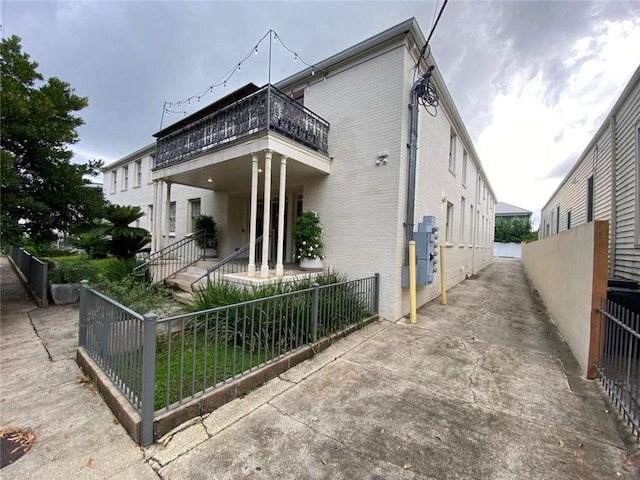 729 2nd St Unit 4, New Orleans, LA 70130 - photo 1