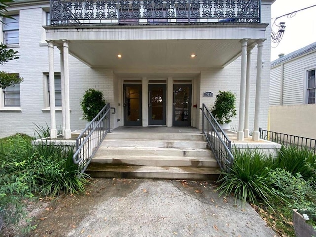 729 2nd St Unit 4, New Orleans, LA 70130 - photo 2