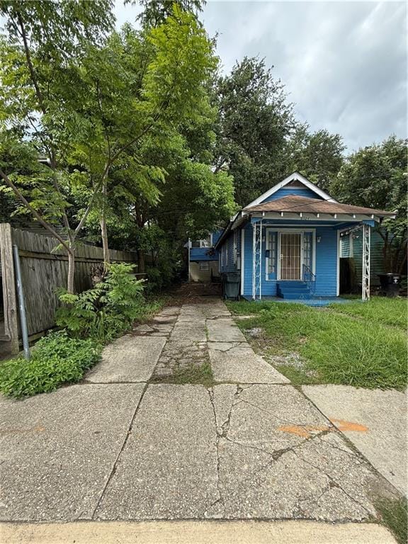 8324 Apple St, New Orleans, LA 70118 - photo 12