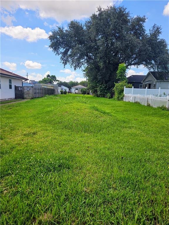 1418 Mandolin St, New Orleans, LA 70122 - photo 2