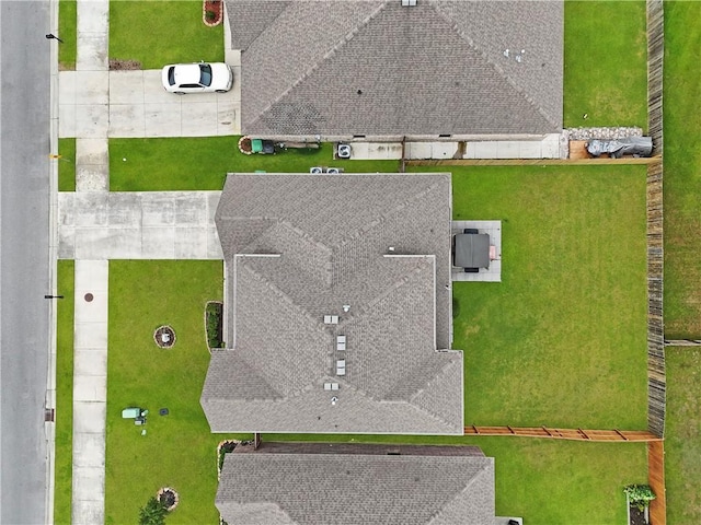 587 Lakeshore Vlg E, Slidell, LA 70461 - photo 3