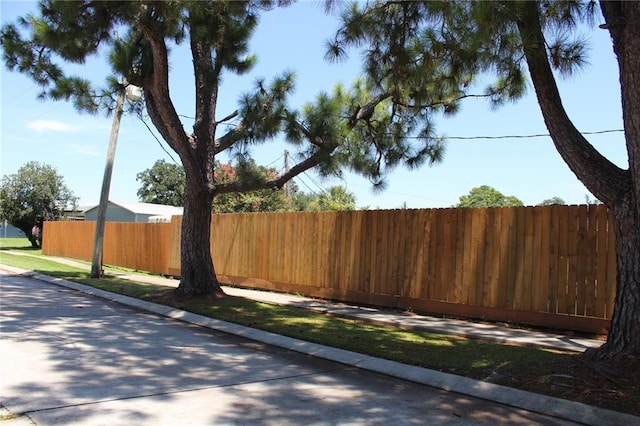 8741 Chaldron St, Metairie, LA 70003 - photo 24