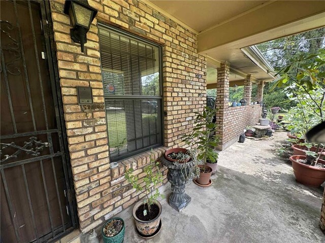 311 J W Davis Dr, Hammond, LA 70403 - photo 3