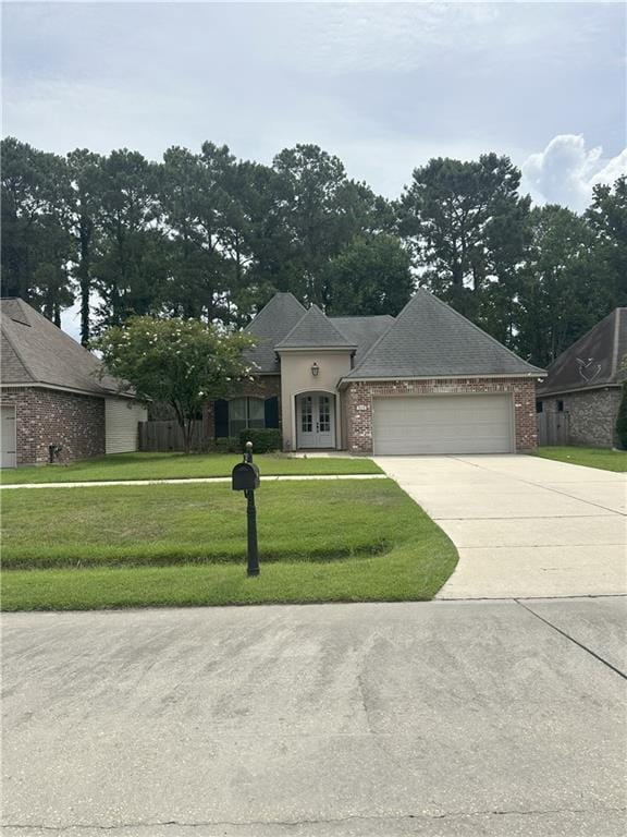 717 N Brown Thrasher Loop, Madisonville, LA 70447 - photo 1