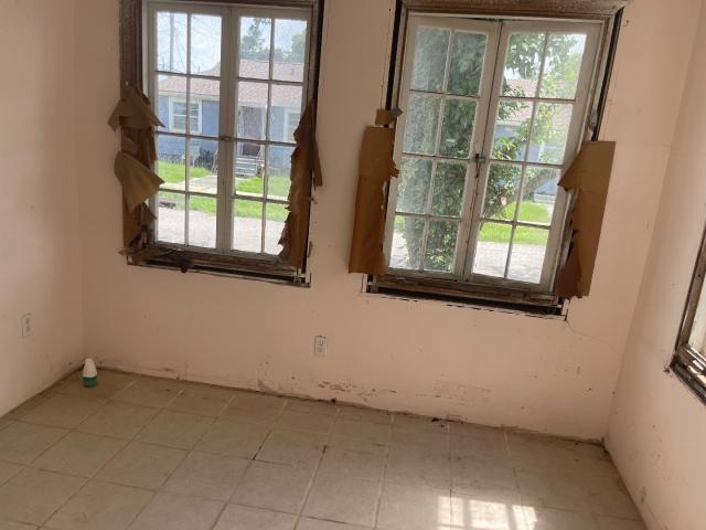 3400 Mandeville St, New Orleans, LA 70122 - photo 11