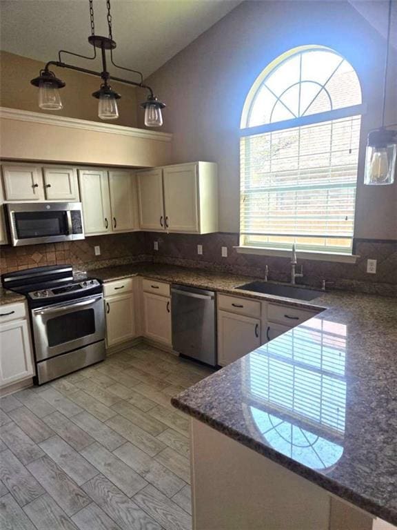 2693 Acadiana Trce, Marrero, LA 70072 - photo 11