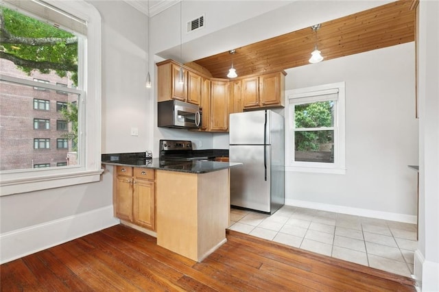 2222 Carondelet St Unit D, New Orleans, LA 70130 - photo 5