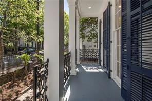 1413 Constance St, New Orleans, LA 70130 - photo 3