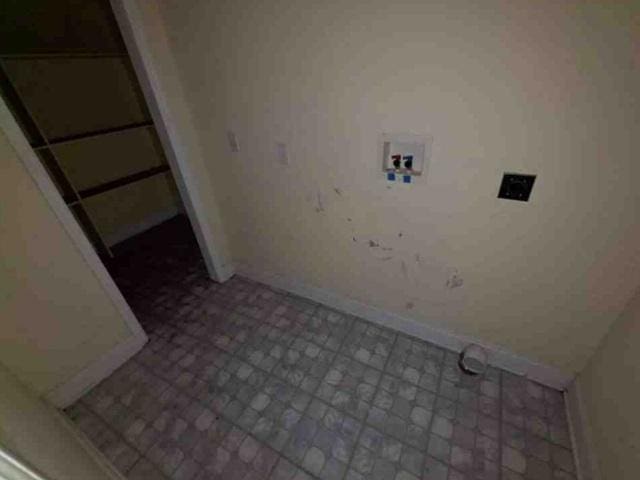 315 Bentwood Ln, Columbia, SC 29229 - washroom with baseboards