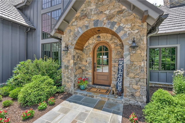 view of doorway to property