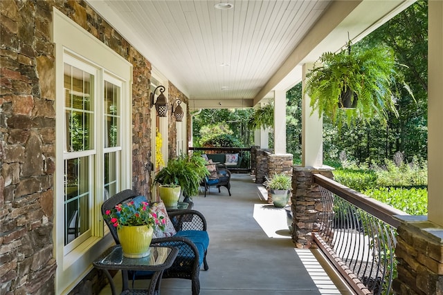 view of patio / terrace featuring covered porch