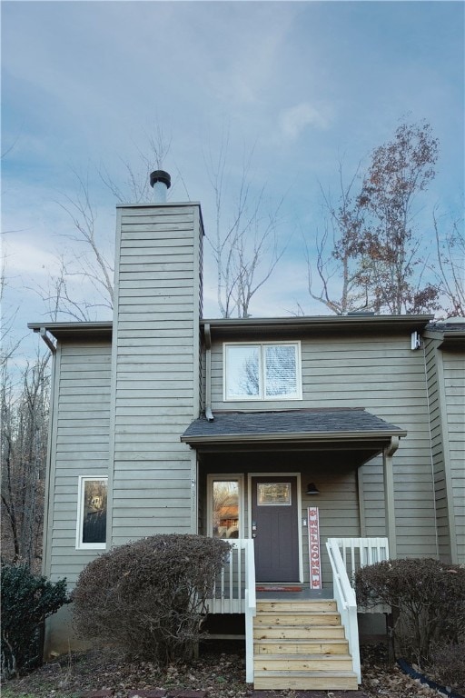 view of front of house featuring a porch