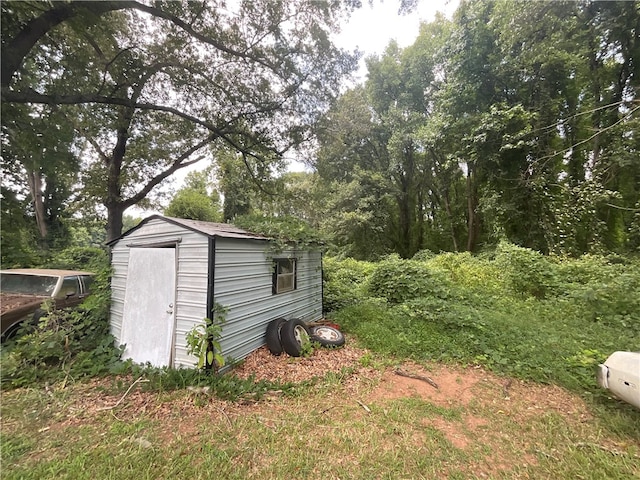 view of outdoor structure