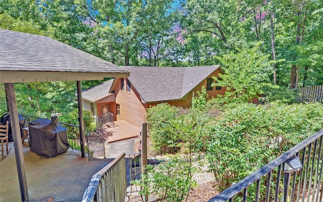 99 Cranes Creek Dr, Hartwell, GA 30643