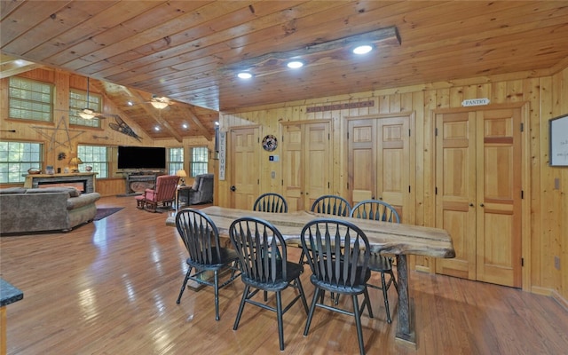 99 Cranes Creek Dr, Hartwell, GA 30643