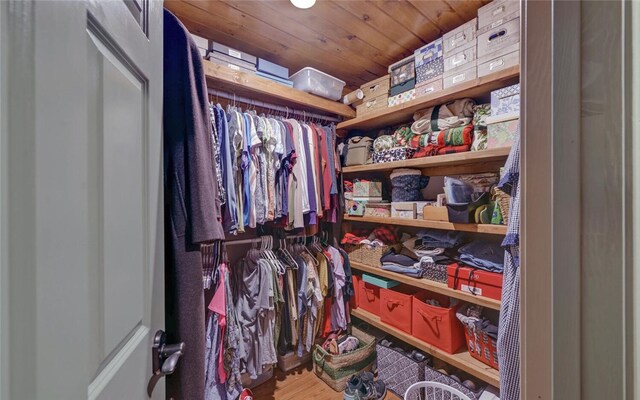 99 Cranes Creek Dr, Hartwell, GA 30643
